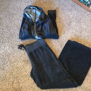 New York & Co track suit.